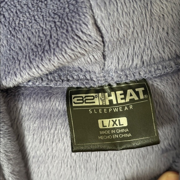 32 Degrees Heat Women's Hooded Cozy Plush Sleep Lounge Purple L/XL - Picture 3 of 4